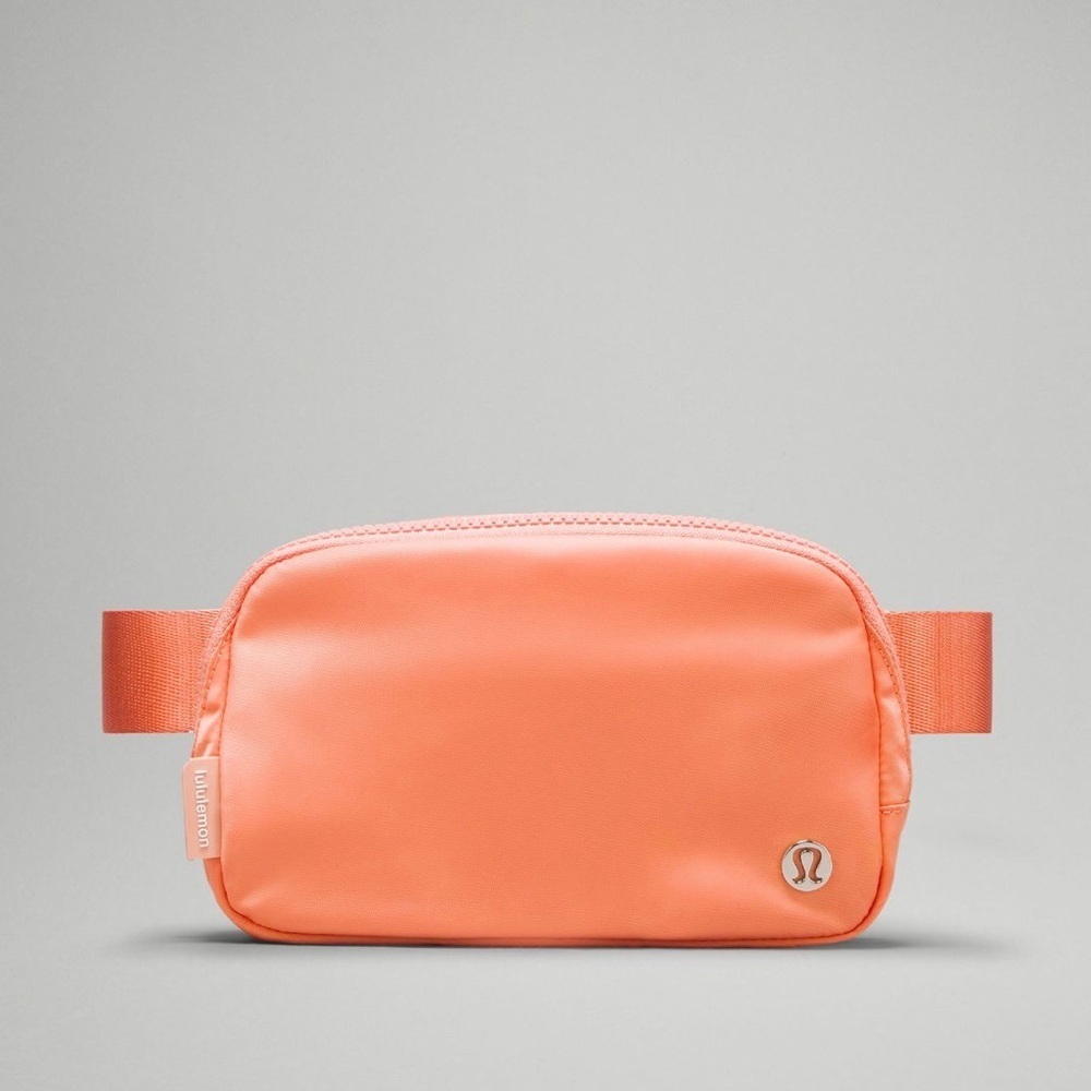 NEW LULULEMON EVERYWHERE BELT BAG CORAL KISS